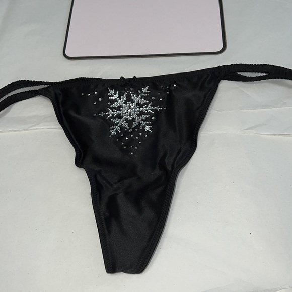 Victoria's Secret Rhinestones VString THONG Panty XL - Picture 3 of 11